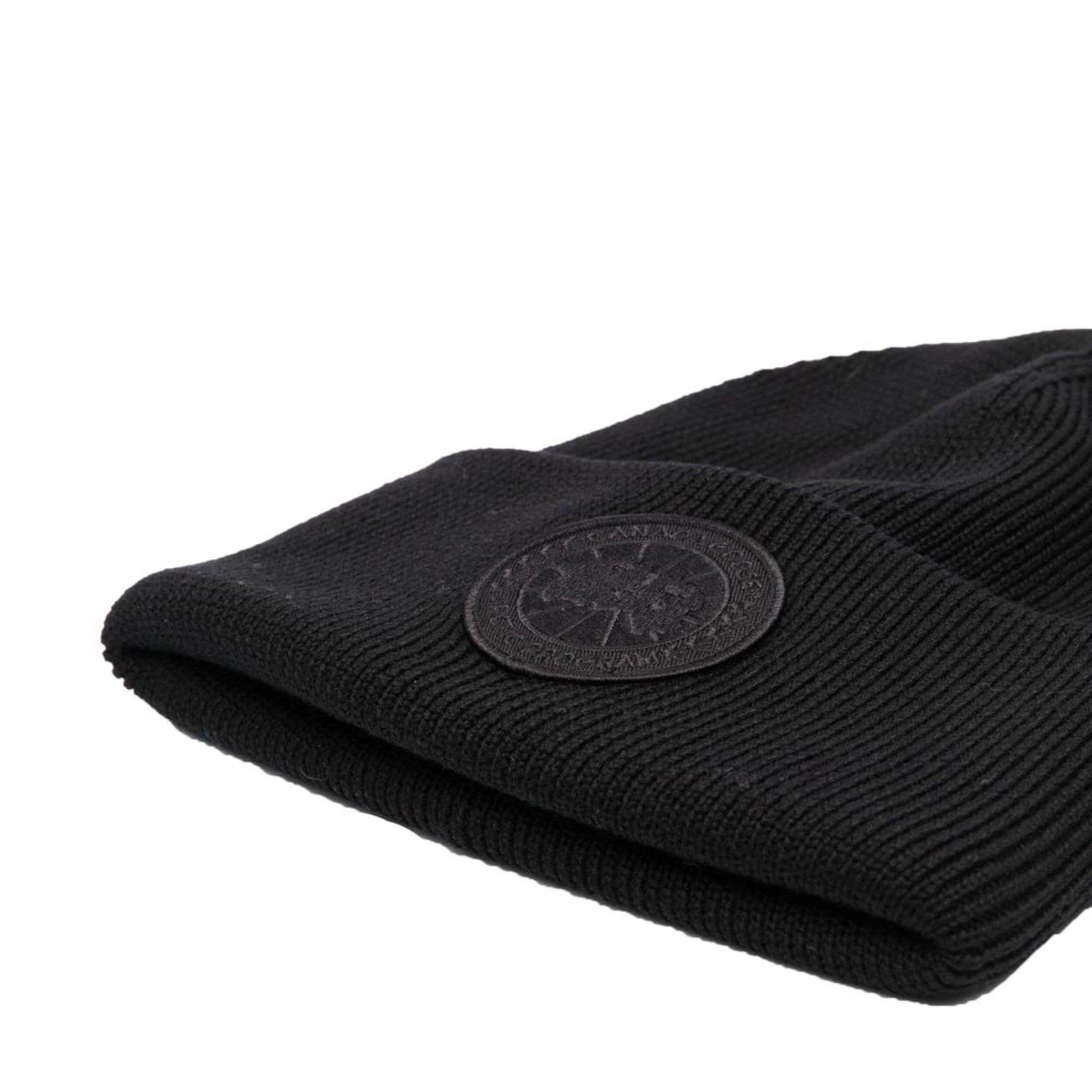 Canada Goose Arctic Disc Ribbed Knit Beanie | Shop in Lisbon & Online at SHEET-1.com