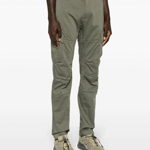 LENS-DETAIL MID-RISE CARGO TROUSERS