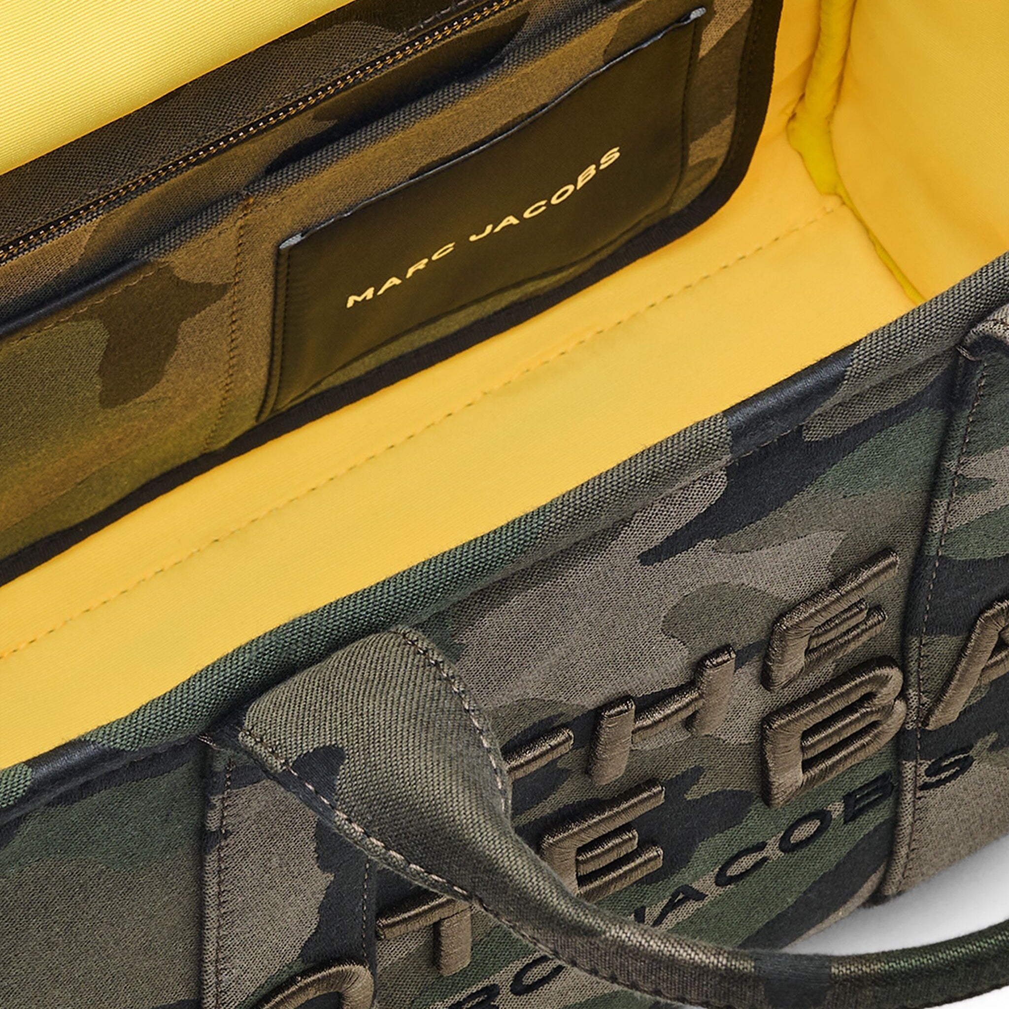 THE CAMO JACQUARD MEDIUM TOTE BAG