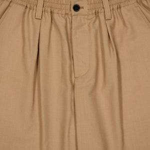 PLEATED WOOL BERMUDA SHORTS