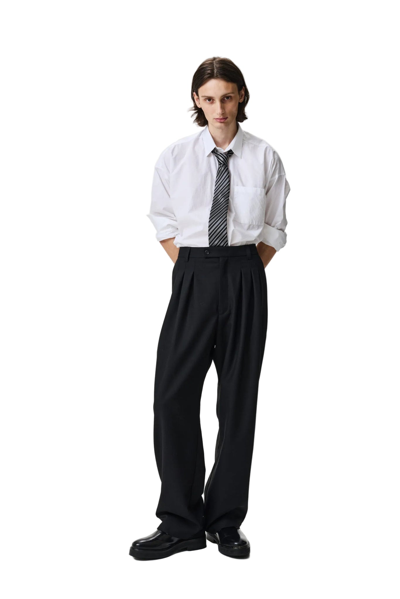 TUCK TROUSER