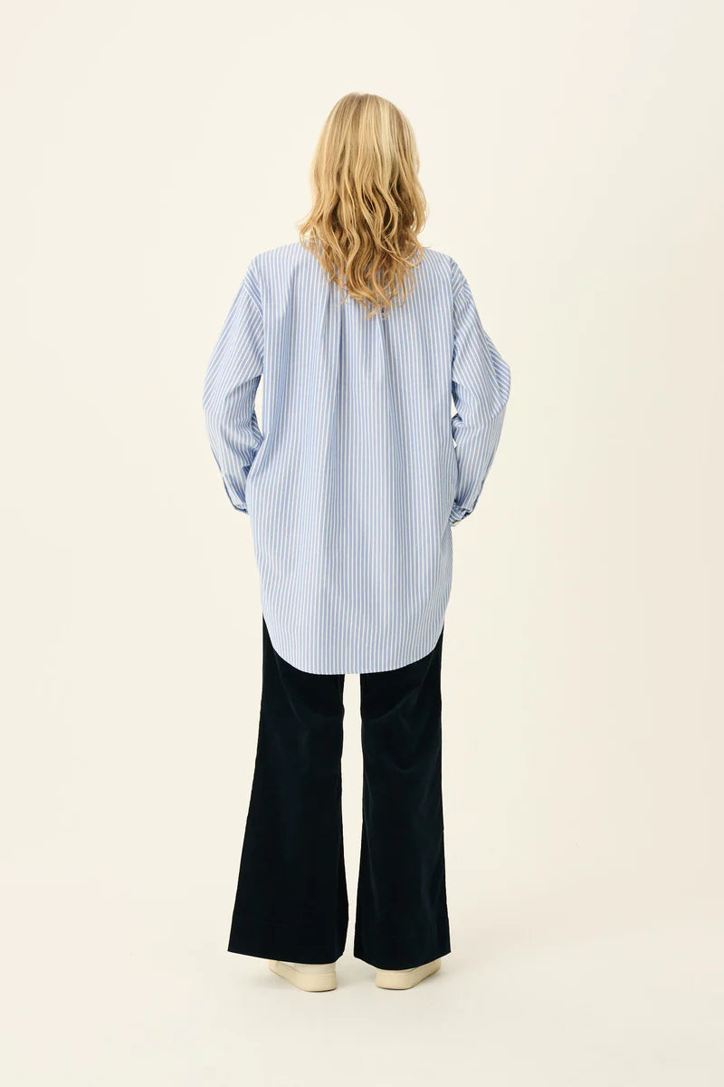 SHELBY STRIPE OXFORD