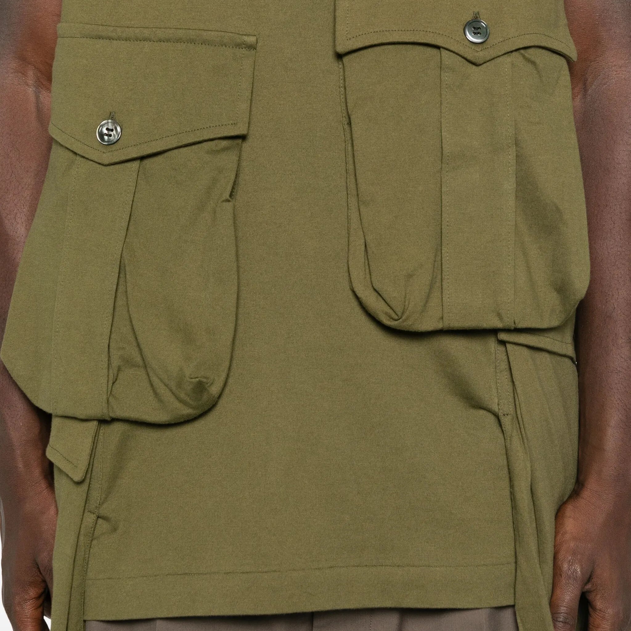 multi-pocket sleeveless vest