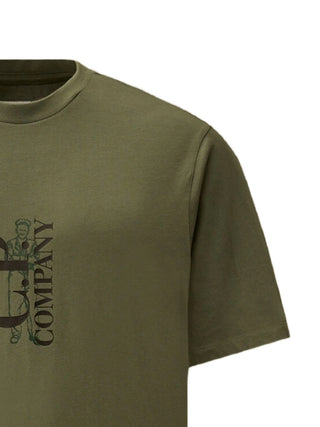 C.P. Company short-sleeve printed T-shirt in 30/1 cotton jersey. Breathable midweight fabric with logo print and classic crew neck.