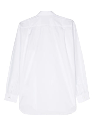 Comme des Garçons PLAY heart-patch long-sleeve shirt in cotton. Classic collar with button-front fastening, long sleeves with cuff and heart-patch at chest. 