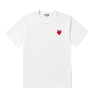 PLAY T-shirt by Comme des Garçons featuring the signature heart motif. Premium breathable cotton with regular silhouette.  Available at our Lisbon store.