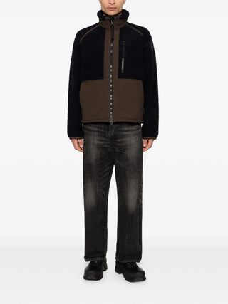 Person wearing the Canada Goose Westport jacket with Black jeans