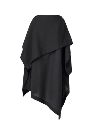 Issey Miyake All Squares skirt in Washi fabric with sculptural drape and adjustable form. Lightweight design. Available at our Lisbon store.