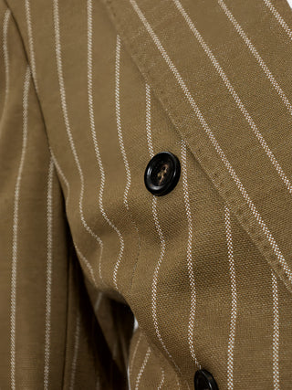 Max Mara Rio pinstripe wide-leg trousers. Luxurious viscose-wool blend with double pleats and a high waist. Available at our Lisbon store.