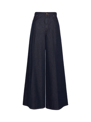 Max Mara cotton denim trousers. Expertly tailored with a relaxed, contemporary fit. A versatile wardrobe essential from the iconic Italian house.