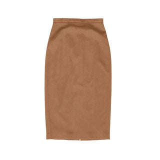 MAX MARA rear slit skirt. A signature style in premium materials. Defined by its elegant back slit and Italian tailoring. Available at our Lisbon store.