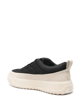 Moncler Altive trainers in nubuck and suede. EVA midsole, Vibram® MEGAGRIP outsole, and OrthoLite® cushioning. Available at our Lisbon store. 