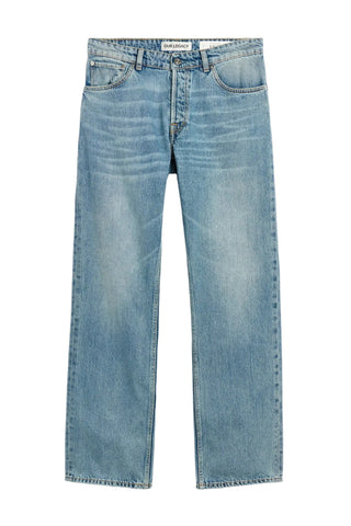 Slate Cut jeans by Our Legacy. A straight, clean line with a concealed button fly and 5-pocket construction in organic cotton. Available at our Lisbon store. 