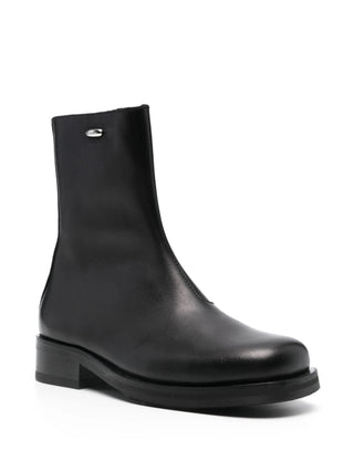 Our Legacy Camion boots in black
