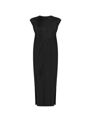 Pleats Please Issey Miyake Swing Solid pleated midi dress in black with cap sleeves and fluid fit. Lightweight design. Available at our Lisbon store.
