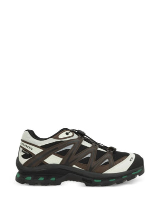 Salomon Advanced XT-Quest GTX sneakers. GORE-TEX® protection, 4D Advanced Chassis™  and All-Terrain Contagrip® outsole. Available at our Lisbon store. 