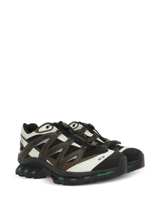 Salomon Advanced XT-Quest GTX sneakers. GORE-TEX® protection, 4D Advanced Chassis™  and All-Terrain Contagrip® outsole. Available at our Lisbon store. 