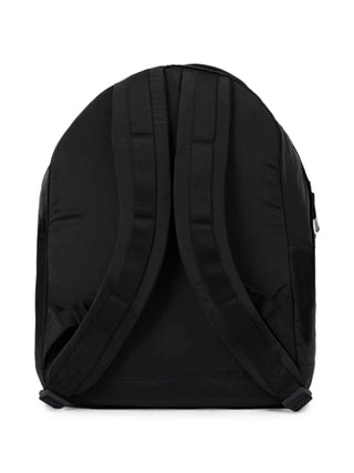 Stone Island logo-patch backpack. Signature Compass badge, technical fabric, and everyday practicality. A utilitarian icon, available at our Lisbon store.