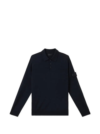 Logo-patch wool sweater from Stone Island. Ribbed crewneck and detachable emblem. Soft, luxurious wool for effortless layering. Available at our Lisbon store.