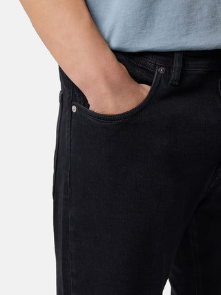 Straight-leg jeans from the Denim Research line. Featuring a dedicated black badge, organic cotton, and a regular waist with a straight-leg profile. 