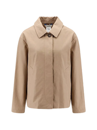 S' Max Mara buttoned coat. Iconic silhouette with refined horn buttons. Luxurious cotton blend with Italian craftsmanship. Available at our Lisbon store.