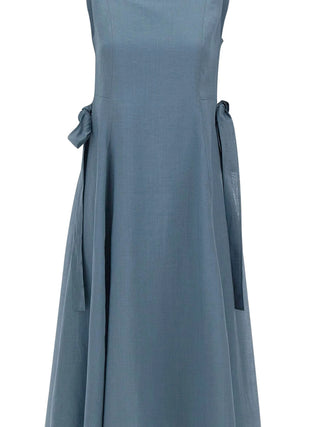 'S Max Mara sleeveless drawstring dress in ramie. Crew neck, flared hem, and flattering waist-defining tie. Italian elegance available at our Lisbon store. 