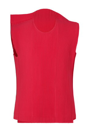 Issey Miyake Plissé Effect Rectangle Vest | Shop in Lisbon & Online at SHEET-1.com