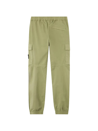 Stone Island logo-patch cargo pants. Signature Compass motif, utility pockets, and premium cotton. Timeless functionality, available at our Lisbon store. 