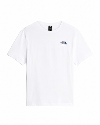 The North Face store graphic t-shirt. A nostalgic storefront print and front logo. Pure cotton, relaxed fit. Iconic style. Available at our Lisbon store. 