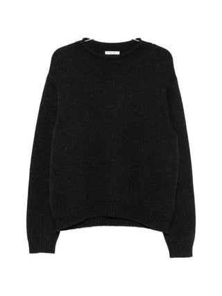 THE ROW Markhim sweater. Italian-made cashmere knit with a ribbed texture and a modern melange finish.  Available at our Lisbon store.