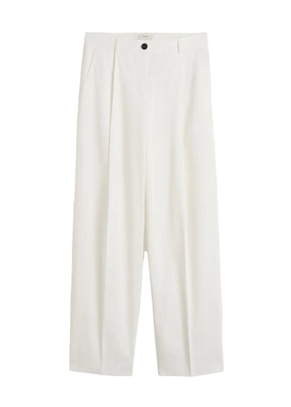 White cotton trousers with pleats by Toteme