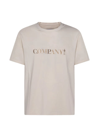 C.P. Company short-sleeve T-shirt in 100% cotton. A versatile staple with subtle logo detailing, clean silhouette, and regular fit.